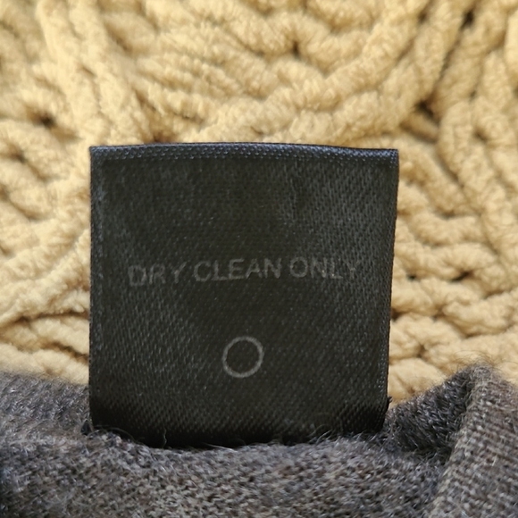 Neiman Marcus Heather Brown Cashmere Crewneck Sweater - Size S - Picture 9 of 9